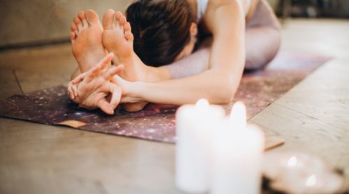 Yoga Kerze Test: Die 5 Besten im Vergleich